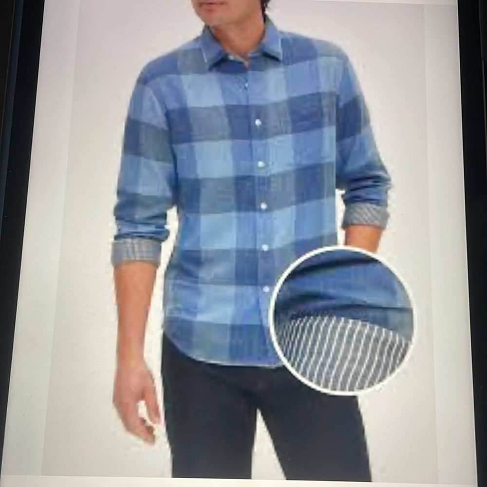Banana Republic Blue Plaid  Button Down Long Sleeve Shirt Men’s Large